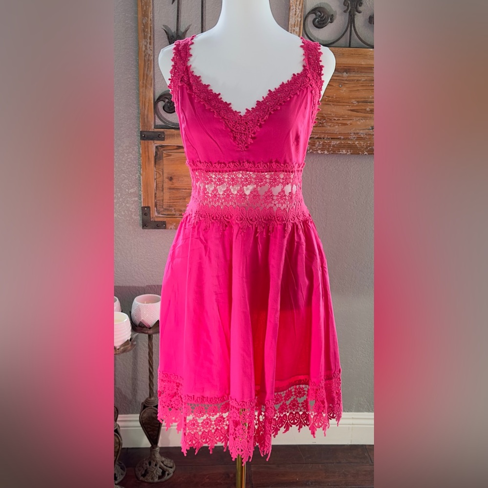 NWOT Venus Hot Pink Fuchsia Open Crochet Lace Strappy Shirred Back Sundress Sz M